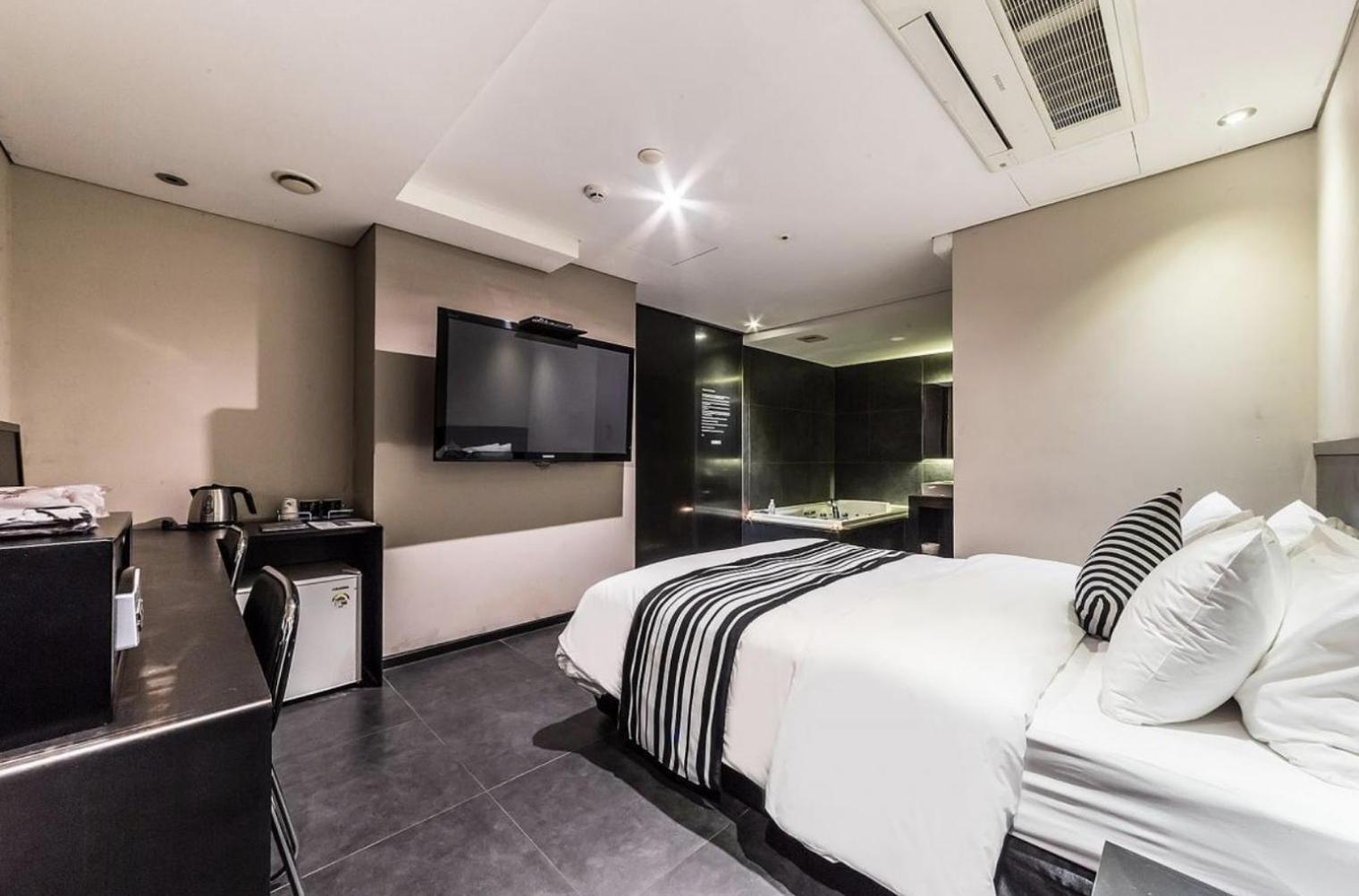 סיאול Adlige Hotel מראה חיצוני תמונה