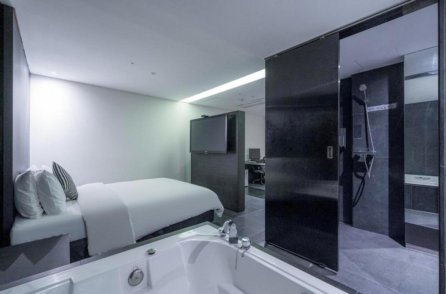 סיאול Adlige Hotel מראה חיצוני תמונה